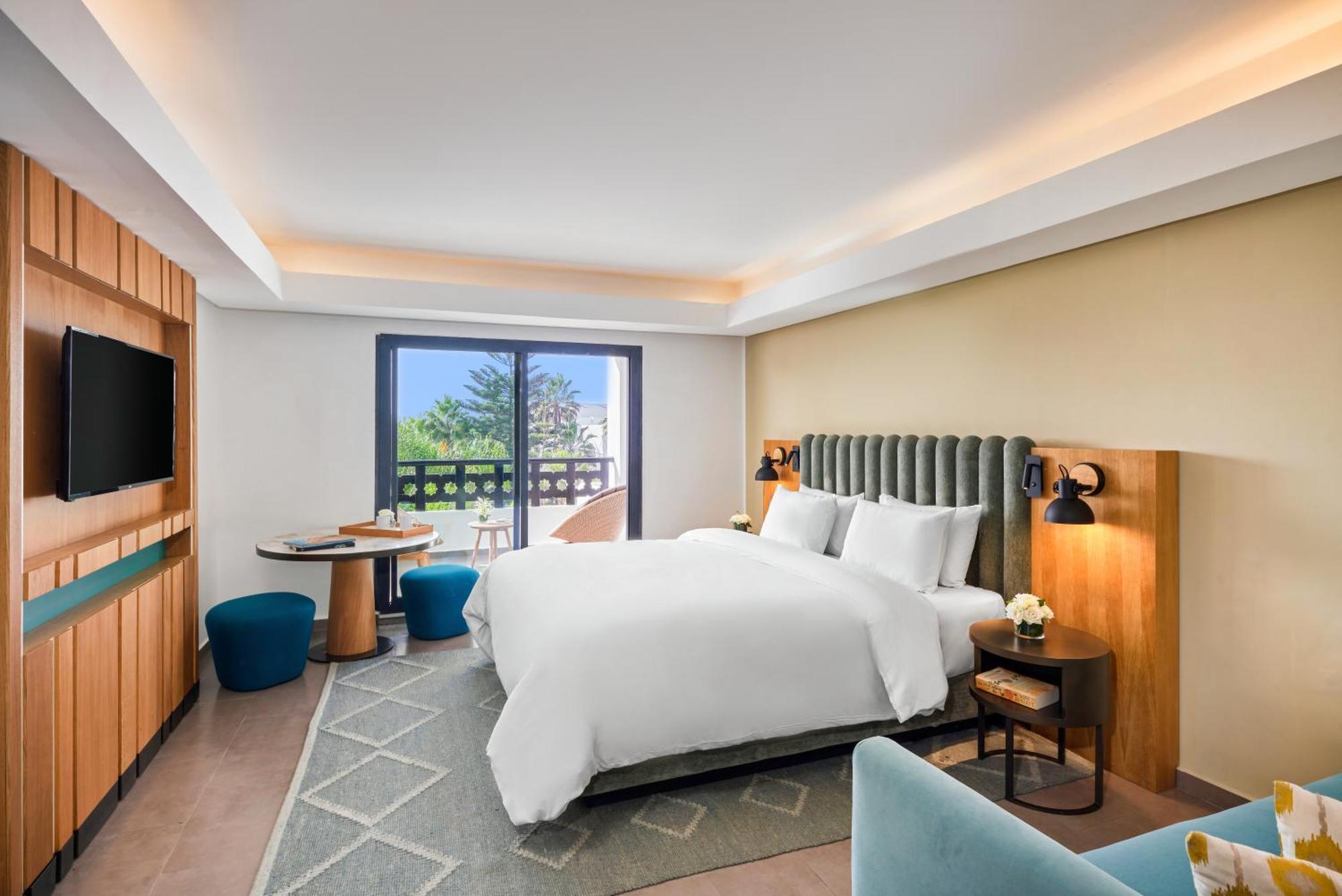 Premium Superior King Room with Pool View,1730001251:JPEG